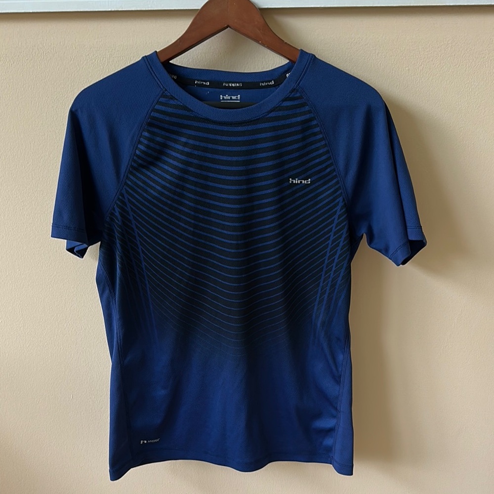 Like-new Hind running shirt